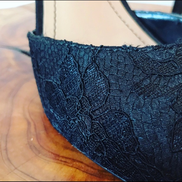 GONE - Peep Toe Lace Pattern Heels - Picture 7 of 8